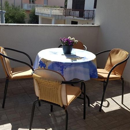 Apartment Zorica Vodice Exteriör bild