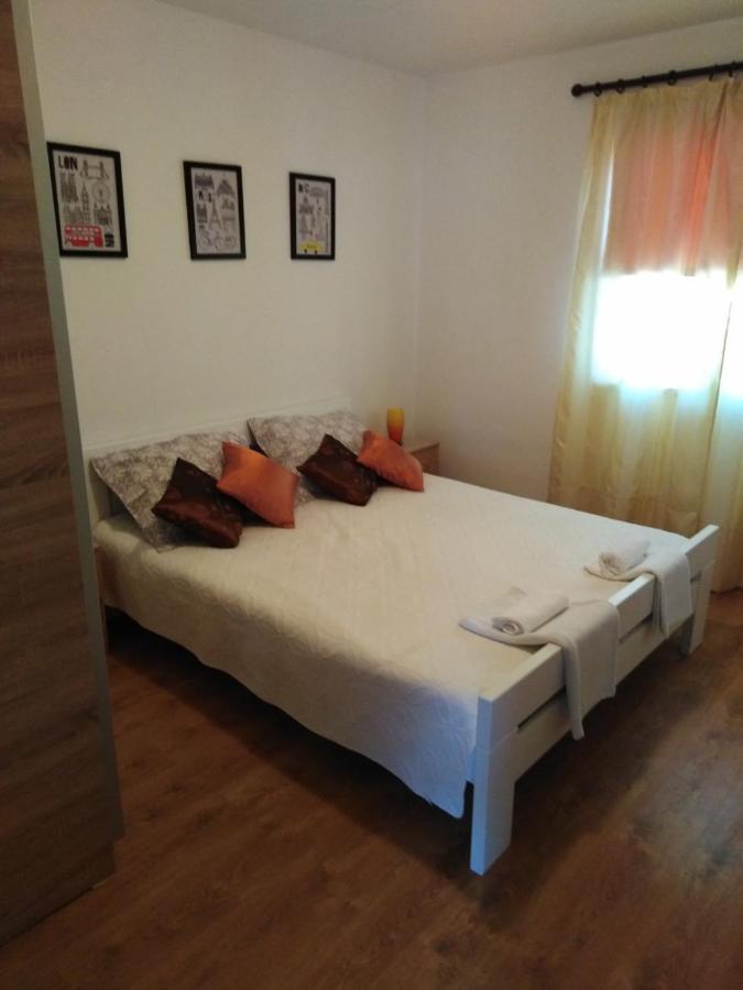 Apartment Zorica Vodice Exteriör bild